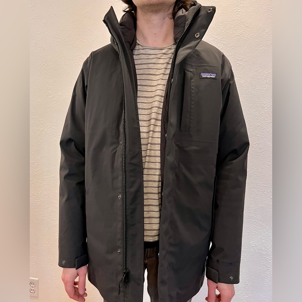 Patagonia Men’s Frozen Range Parka  3 in 1